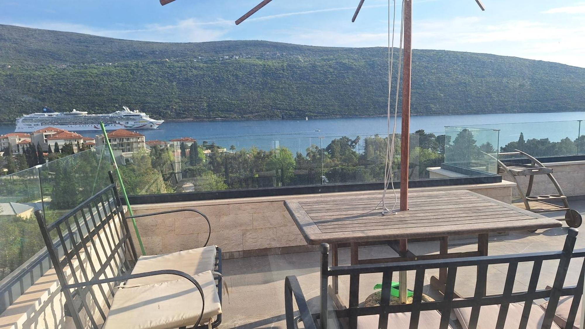Porto Vista Penthouse Kumbor Apartman Kültér fotó