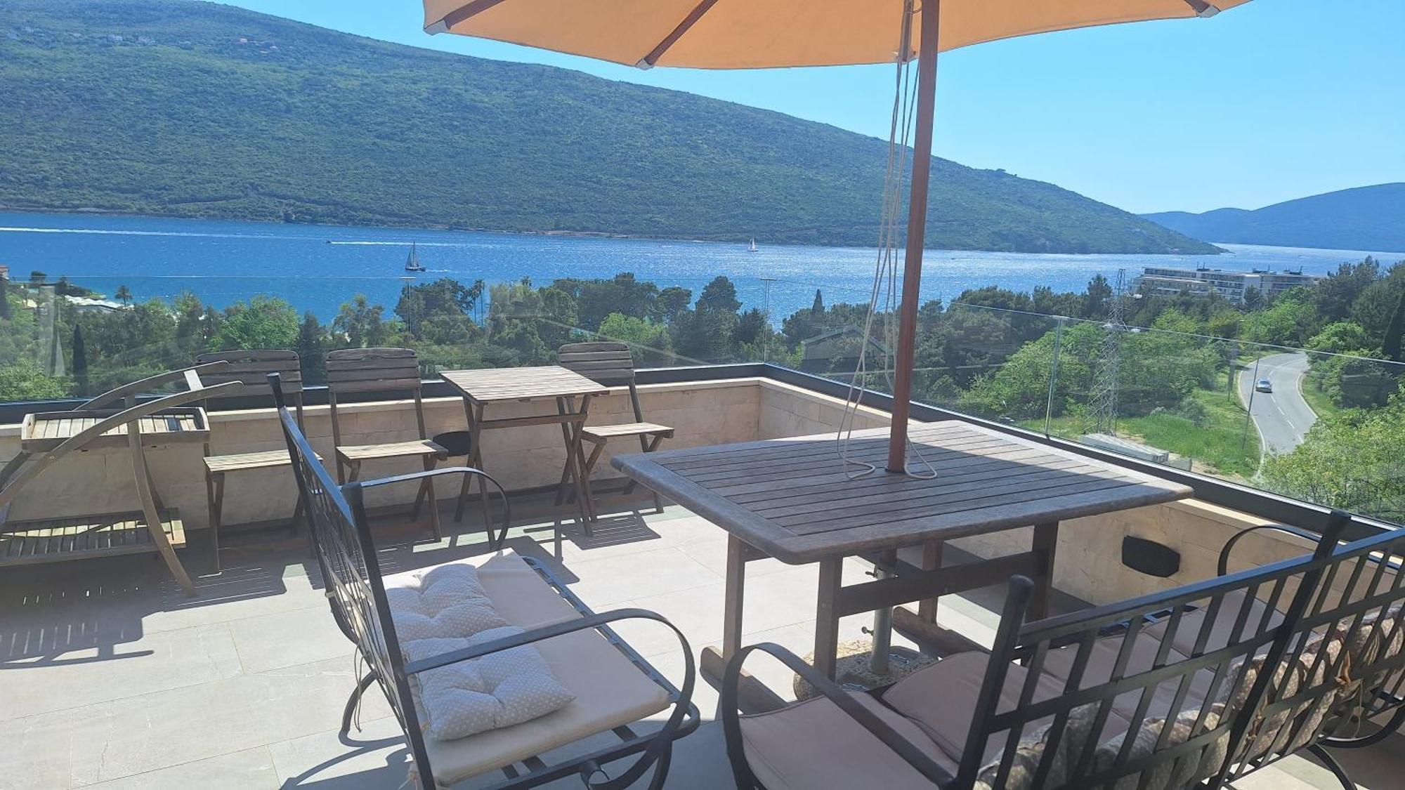 Porto Vista Penthouse Kumbor Apartman Kültér fotó